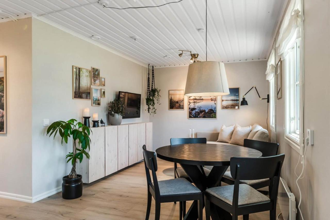 Nyrenoverat Gardshus Pa Havstomt Med Hoeg Standard Örnsköldsvik Exterior foto